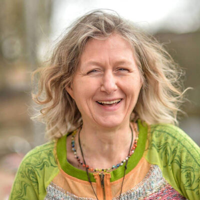 Martina Kobs-Metzger, Reikimeister und Curandera